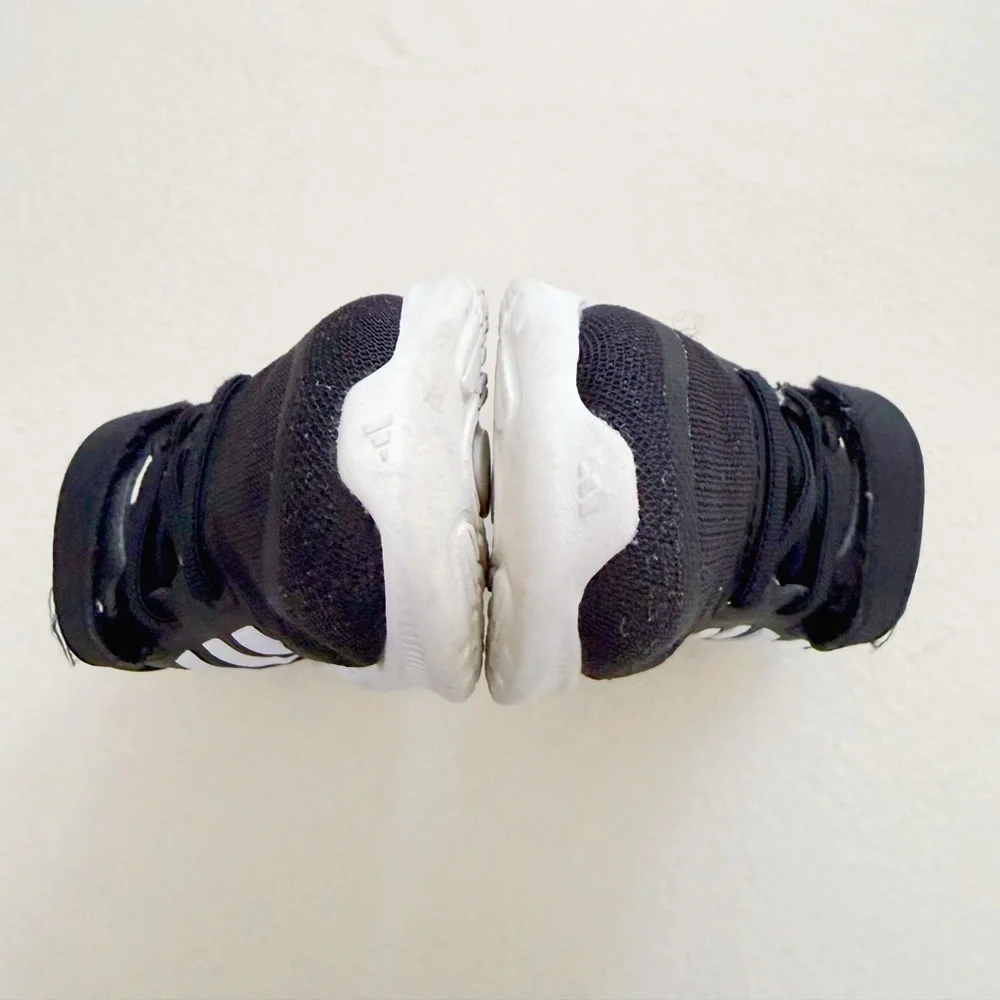 Adidas Runfalcon 5 Kids Black White Cloudfoam Sneakers Easy On Shoes Trainer 7 - Picture 4 of 16